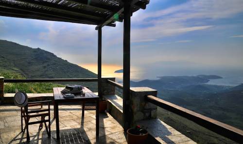Sérifos Greece discount booking.com
