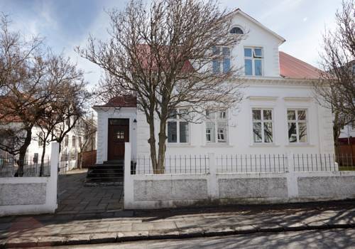 Reykjavík Iceland discount booking.com
