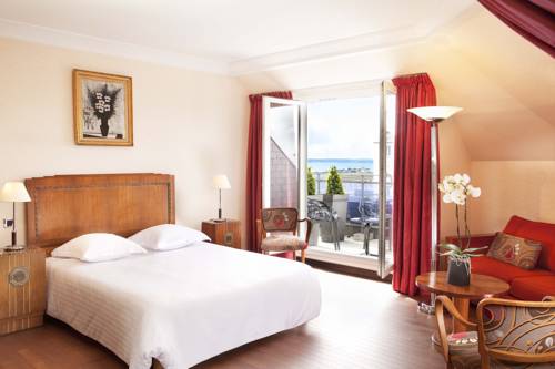 Brest France discount booking.com