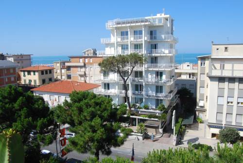 Lido di Camaiore Italy discount booking.com