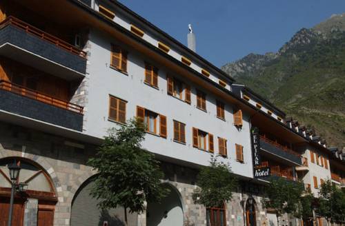 Benasque Spain discount booking.com