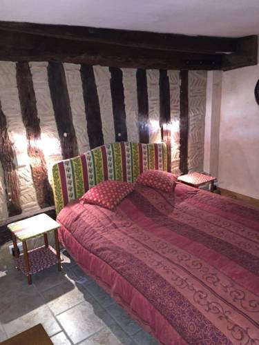 Saint-Laurent-des-Hommes Francia Reservas Promo Descuentos booking.com