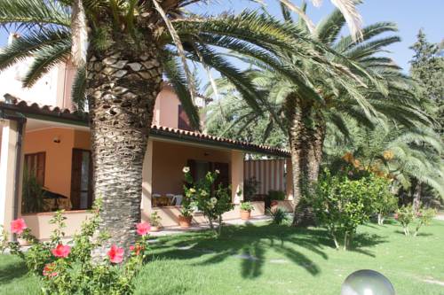 Castiadas Italy discount booking.com