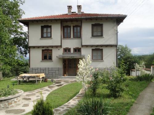 Tryavna Bulgaria Reservas Promo Descuentos booking.com