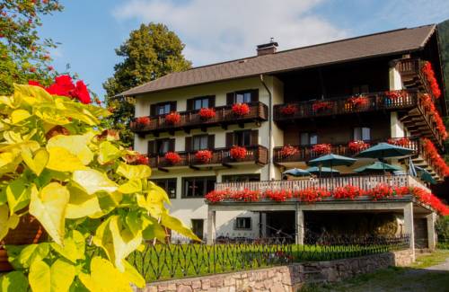 Weißensee Austria discount booking.com