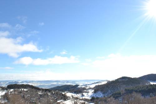 Antrenas Francia Reservas Promo Descuentos booking.com
