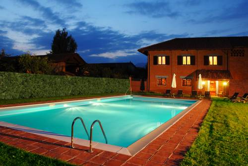 Pinerolo Italy discount booking.com