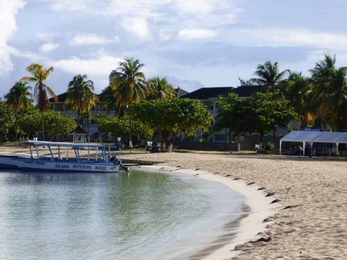 Ocho Rios Jamaica discount booking.com