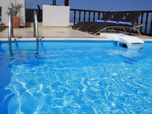 Santorini Greece discount agoda.com