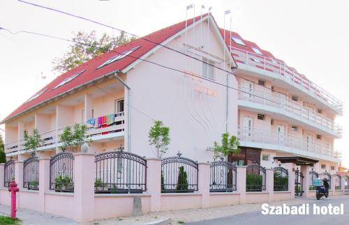 Siofok Hungría Reservas Promo Descuentos booking.com