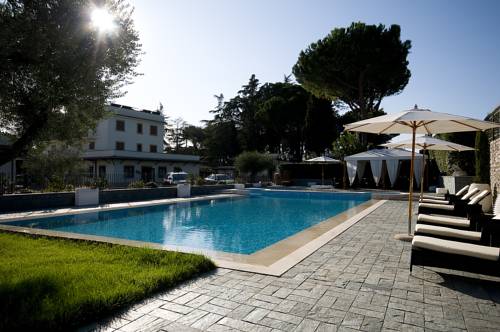 Roma Italy discount booking.com
