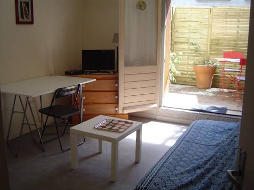 Nîmes France discount booking.com
