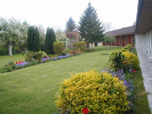 Hesdin-Marconne France discount booking.com