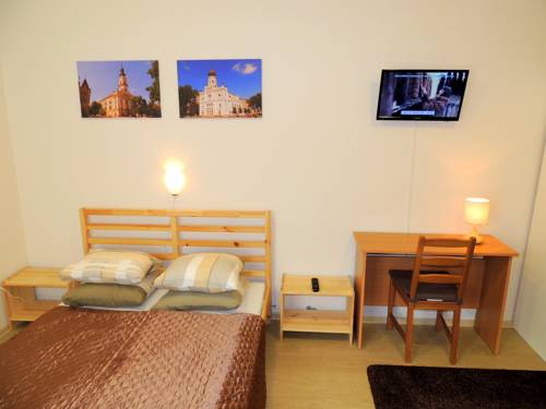 Kecskemét Hungría Reservas Promo Descuentos booking.com