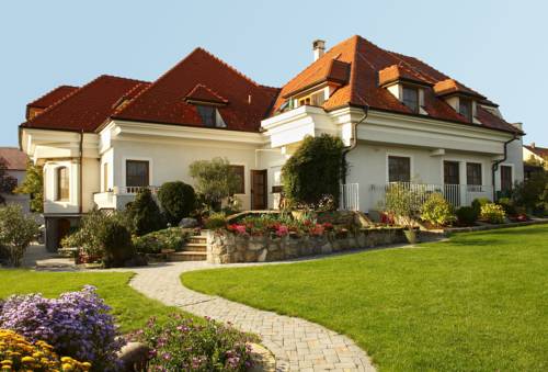 Mörbisch Austria discount booking.com
