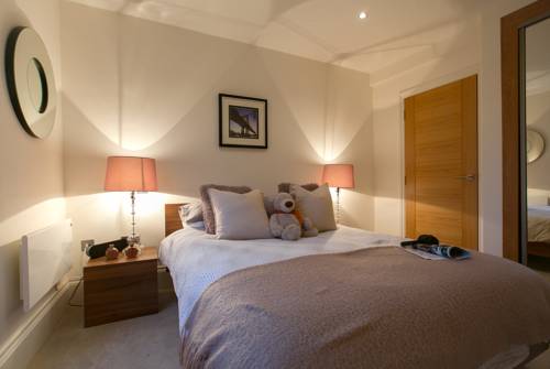 London United Kingdom discount booking.com