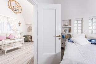Santorini Greece discount agoda.com