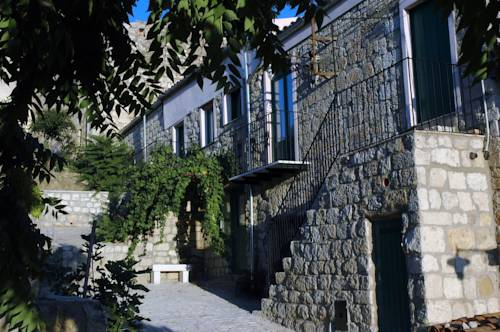 Petralia Soprana Italia Reservas Promo Descuentos booking.com