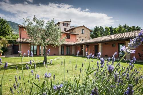 Assisi Italy discount booking.com