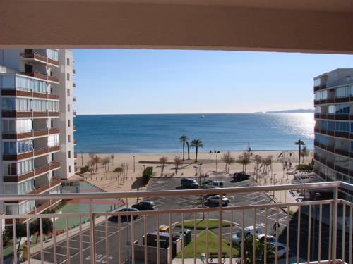 Roses Spain discount booking.com