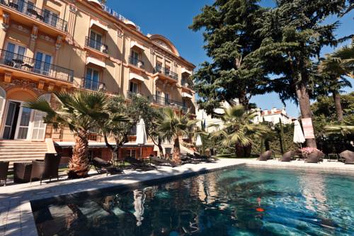 Cannes France discount booking.com