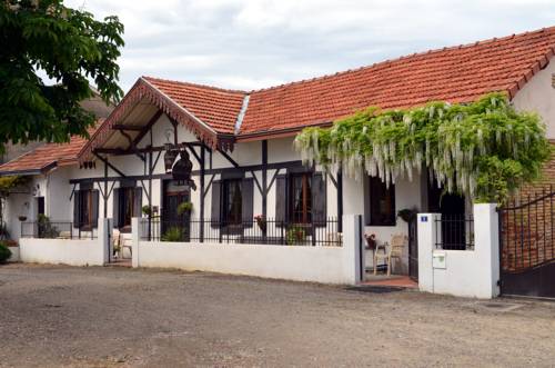 Mugron  France discount booking.com