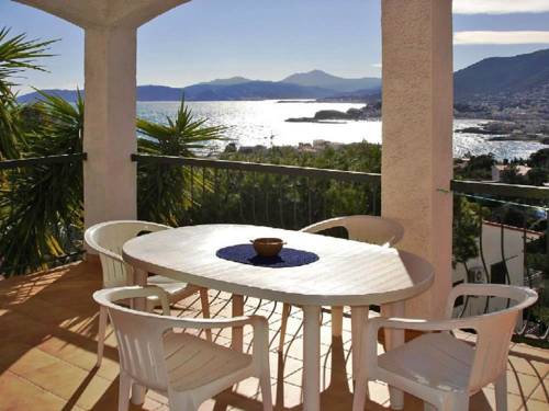 Colera Spain discount booking.com