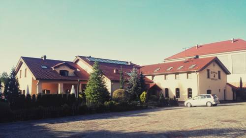 Sierakowice Polonia Reservas Promo Descuentos booking.com