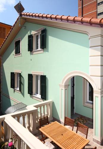Deiva Marina Italia Reservas Promo Descuentos booking.com
