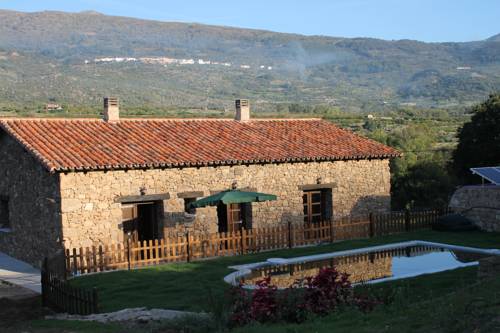 Casas del Castañar Spain discount booking.com
