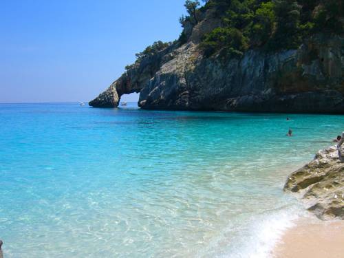 Castiadas Italy discount booking.com