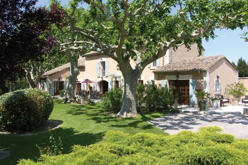 Noves France discount booking.com