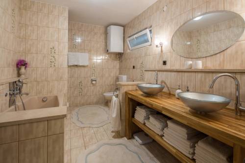 Lokva Rogoznica Croacia Reservas Promo Descuentos booking.com