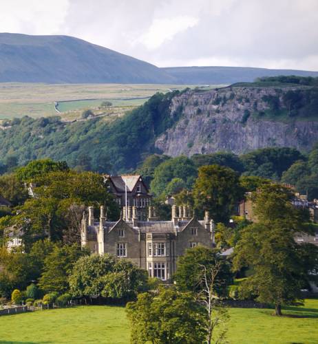 Settle United Kingdom discount booking.com
