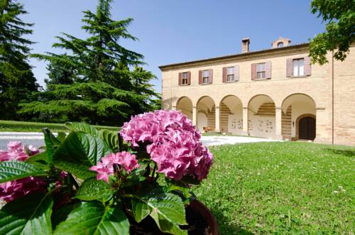 Mondaino Italy discount booking.com