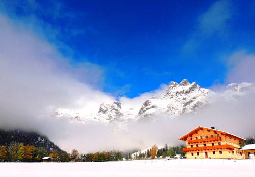 Werfenweng Austria discount booking.com