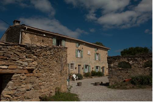 Bouriège Francia Reservas Promo Descuentos booking.com