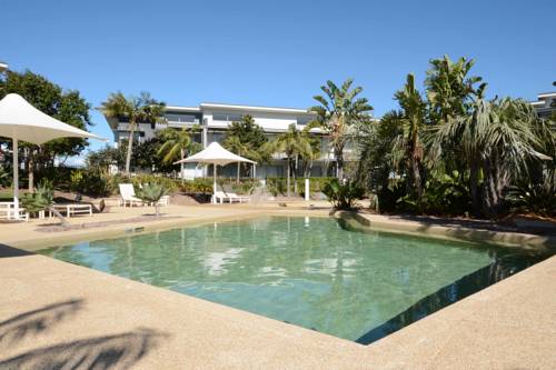 Magenta Australia discount booking.com