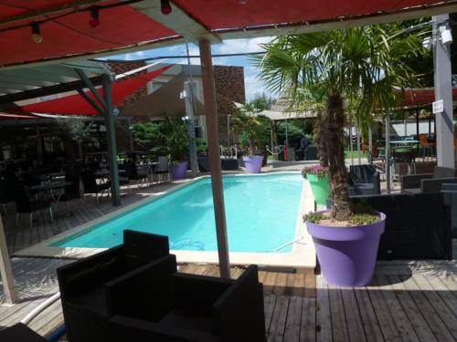 Limas France discount booking.com